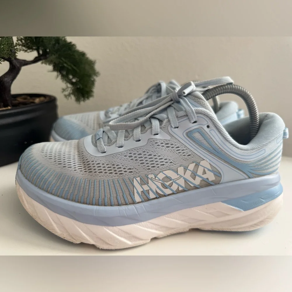 Hoka bondi 7 Women's Pale Blue Cushioned Running Shoes
Size 8.5 - Picture 4 of 10